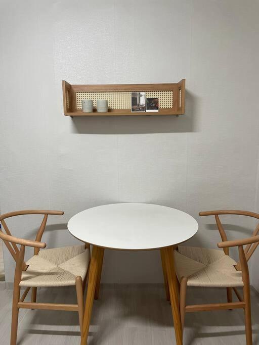 Namsan 101 2mins Metro Apartment