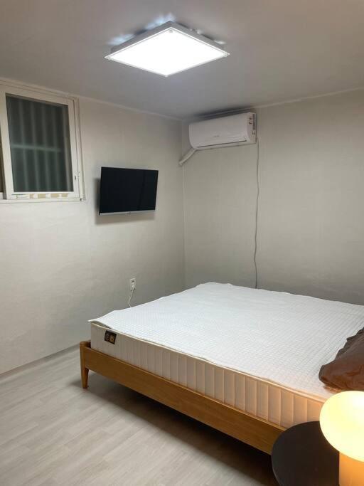 Namsan 101 2mins Metro Apartment *