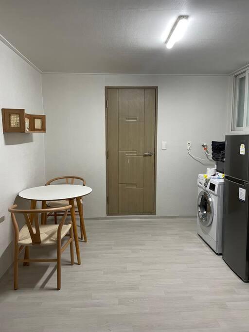 Apartment Namsan 101 2mins Metro *